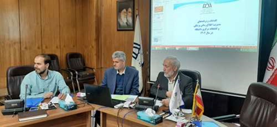 نشست هم‌اندیشی کتابداران دانشگاه با معاون تحقیقات و فناوری 