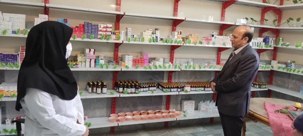 بازدید مدیر شبکه بهداشت و درمان تویسرکان از مراکز بهداشتی و درمانی خدمات‌رسان 