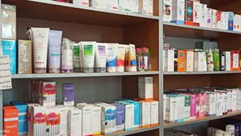 از سوی مدیریت دارویی استان صورت پذیرفت: بازرسی و نظارت بر داروخانه های سطح شهر همدان