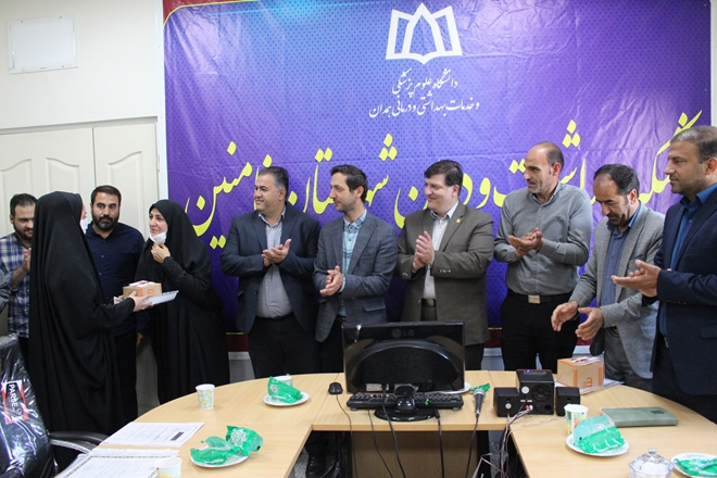 گرامیداشت روز کار و کارگر در شبکه بهداشت درمان شهرستان فامنین 