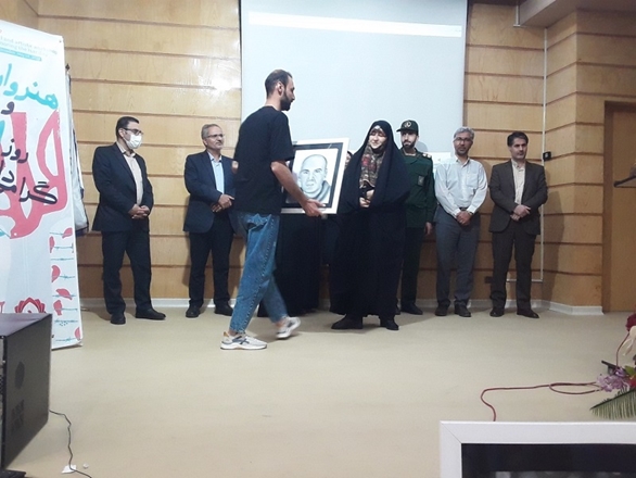 اختتامیه هنرواره نفس در مجتمع آموزشی درمانی بعثت