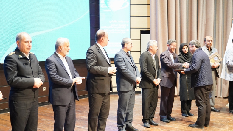  سومین مجمع سلامت استان همدان برگزار شد