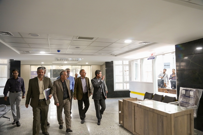 بازدید رییس دانشگاه از مراحل پایانی تجهیز پروژه بیمارستان ۲۷۲ تختخوابی بیمارستان اکباتان