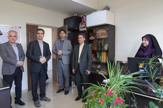 دیدار چهره به چهره رییس دانشگاه با کارکنان معاونت غذا و داروی دانشگاه 
