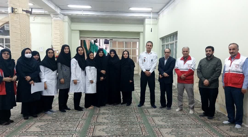 ارائه بیش از 700 خدمت مامایی در اردوی جهادی پزشکی، دندانپزشکی و مامایی 