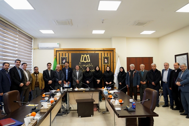 نشست رییس دانشگاه با روئسای شبکه های بهداشت و درمان استان