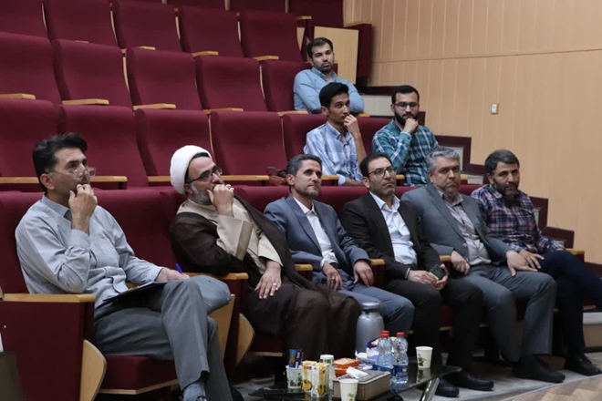 حضور  رئیس دانشگاه و جمعی از اعضاء هیئت رئیسه در اولین روز داوری رویداد حل مسئله راهگشا 