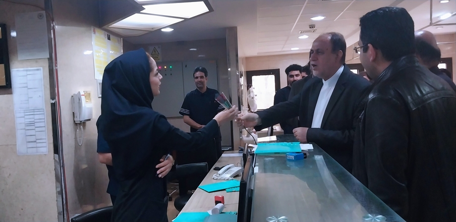 هر اقدامی که باعث خوشحالی پرستاران شود در مجلس دنبال می کنیم 