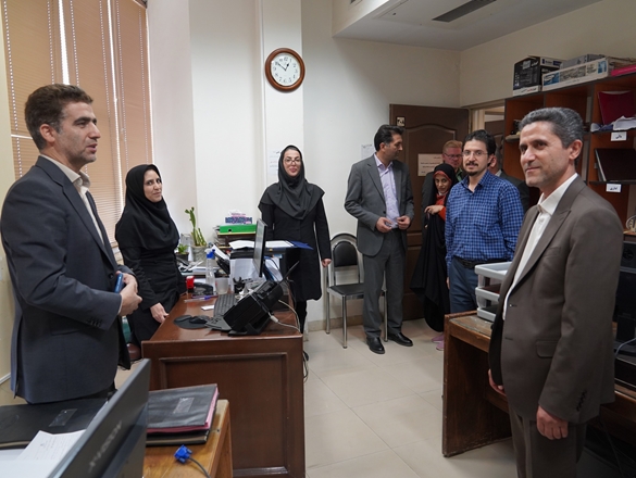 حضور دکتر مجذوبی در معاونت غذا دارو به منظور تشکر و قدردانی از خدمات همکاران این مجموعه 