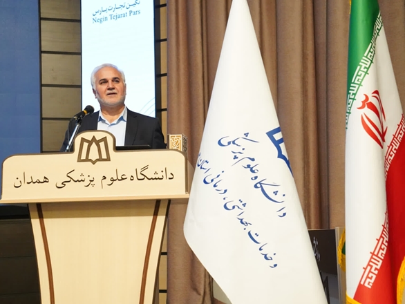 احترام به سالمندان مهم‌تر از هر نسخه درمانی/ همدان امروز چهارمین استان سالمند کشور است