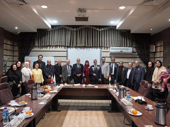 گزارش تصویری دیدار هیئت پزشکان و متخصصین تاجیکستانی با رئیس دانشگاه علوم پزشگی همدان و جمعی از معاونین و مدیران به منظور همکاری های بین المللی در زمینه تبادل دانشجو، گردشگری سلامت
