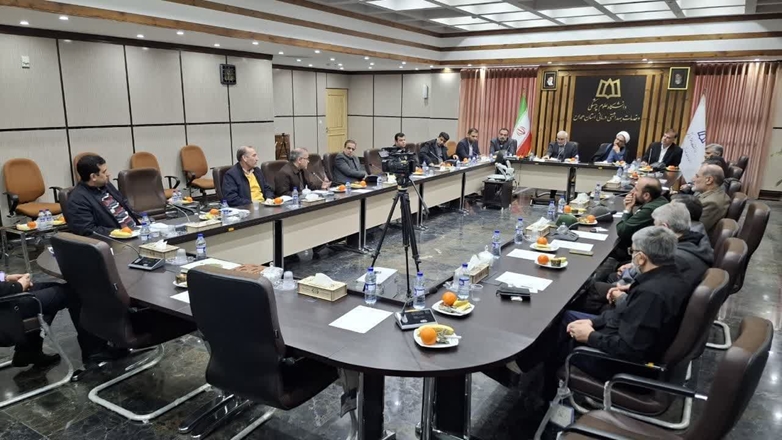 تاکید بر نقش خیرین در حل مشکلات دانشگاه‌ها