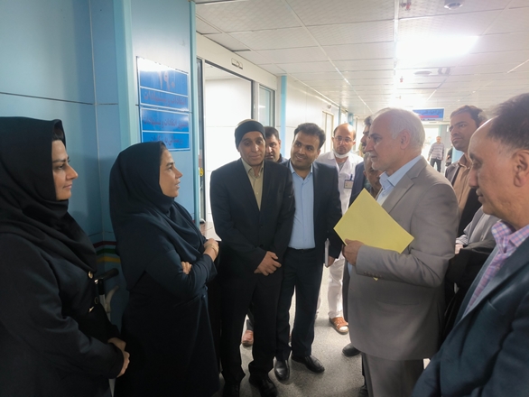 بازدید رییس دانشگاه و هیات رییسه از بیمارستان مهر ملایر