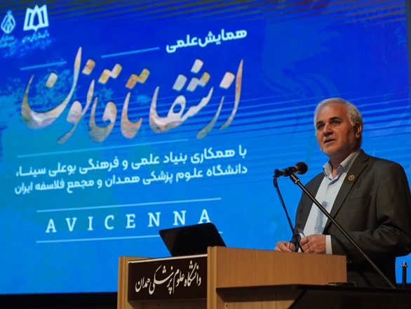 پزشکی بدون اخلاق و فلسفه صنعتی خشک و غیرقابل تحمل است