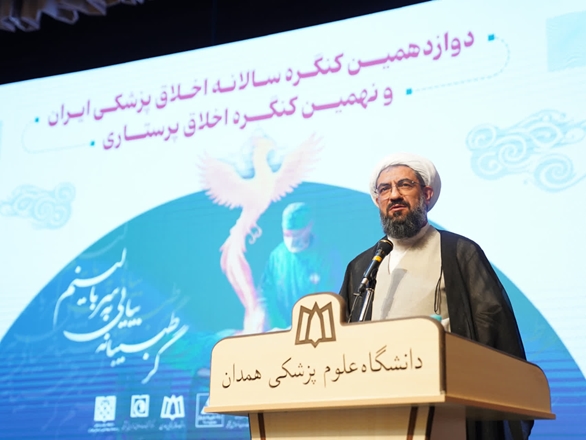 رعایت اخلاق پزشکی و عمل در میدان مهم‌ترین انتظار ماست