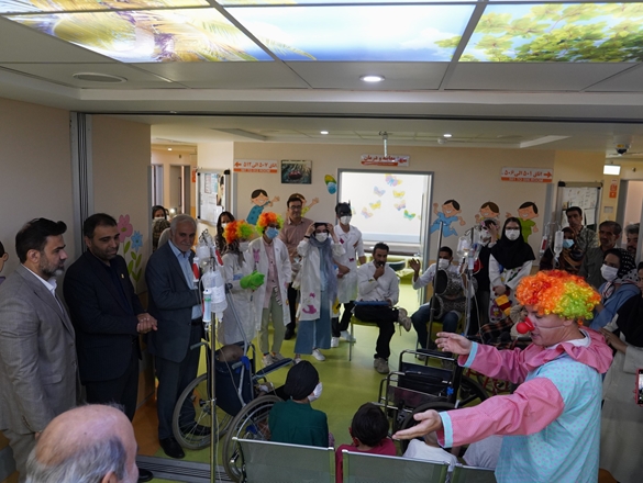 گزارش تصویری روز ملی کودک و بازدید ریاست دانشگاه ازبخش کودکان بیمارستان اکباتان