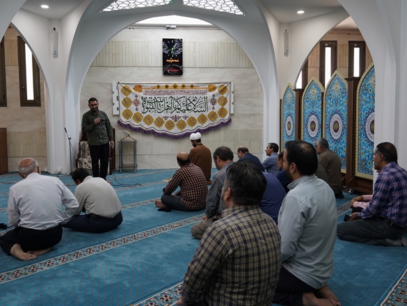 گزارش تصویری جشن میلاد پیامبر اکرم (ص) و امام جعفر صادق (ع)در ستاد دانشگاه