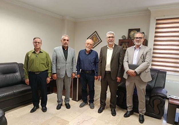  تأکید بر تداوم همکاری‌های خیرخواهانه در حوزه سلامت در دیدار مسئولان ارشد دانشگاه با نماینده بنیاد خیریه فرشچیان