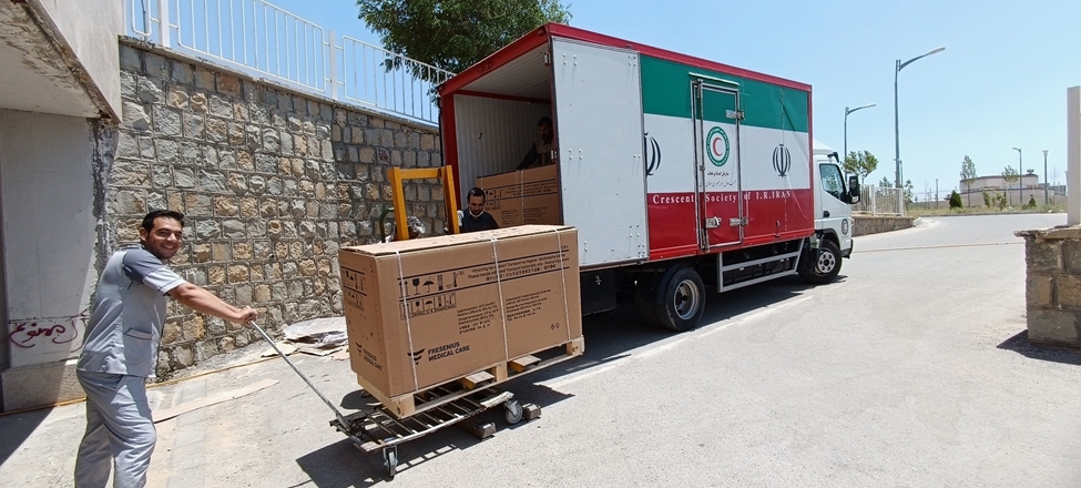 اهدای چهار دستگاه دیالیز به ارزش 180 میلیارد ریال به بیمارستان سردار شهید  سلیمانی تویسرکان 
