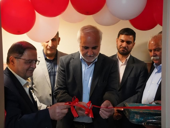 گزارش تصویری افتتاح واحد انتقال خون و ماموگرافی تجهیز ناوگان خدمت رسانی تویسرکان
