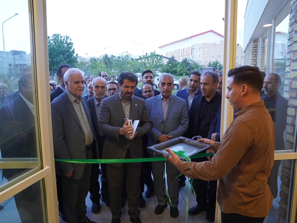 یادمان خیر ماندگار؛ همراه‌سرای خیریه «مهر» در همدان افتتاح شد/    استاندار همدان:  خیرین سلامت با اقدامات ماندگار خود، درد هزینه و اسکان را از بیماران جدا می‌کنند