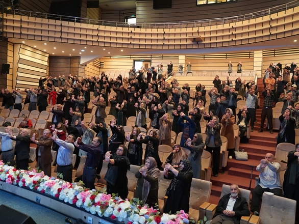 همایش سلامت سالمندان در همدان برگزار شد؛ تأکید بر تغذیه سالم، سلامت روان و فناوری‌های نوین