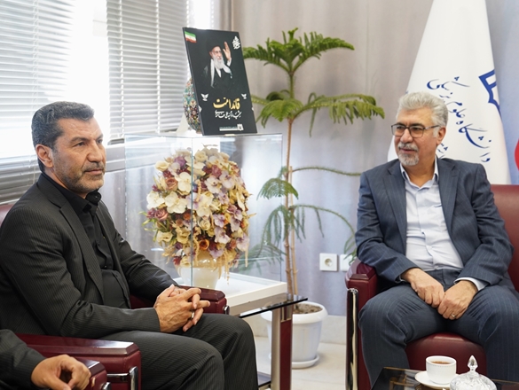 گزارش تصویری دیدار  رییس دانشگاه با مدیرعامل بانک ملی 
