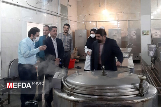 بازدید دکتر مجذوبی رییس دانشگاه از سلف سرویس دانشجویی