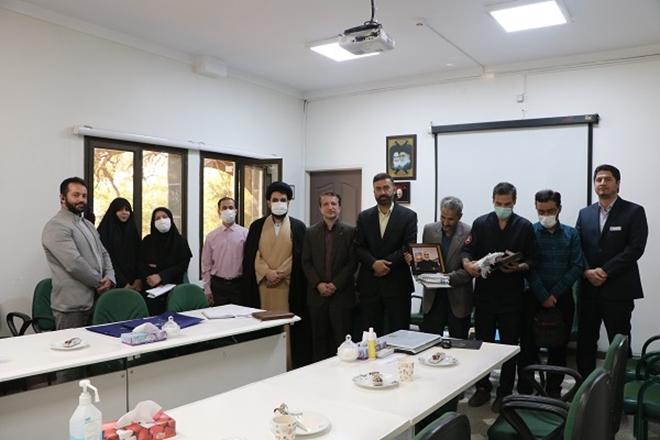 دیدارمدیر امور شاهد و ایثارگران و معاون نهاد نمایندگی رهبری دانشگاه با ایثارگران بیمارستان سینا فرشچیان