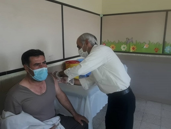 واکسینه شدن بیش از 80 درصد فرهنگیان در شهرستان نهاوند
