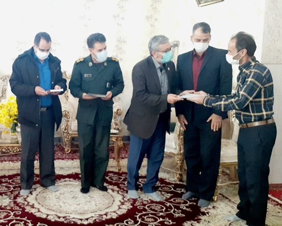 دیدار و تجلیل از رزمنده ایثارگر شاغل در شبکه بهداشت و درمان کبودراهنگ