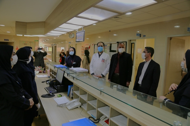 بازدید رییس دانشگاه و معاون درمان از مرکز آموزشی درمانی قلب و عروق فرشچیان