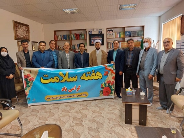 دیدار سرپرست مرکز بهداشت و کارکنان شبکه بهداشت و درمان ملایر با امام جمعه شهرستان