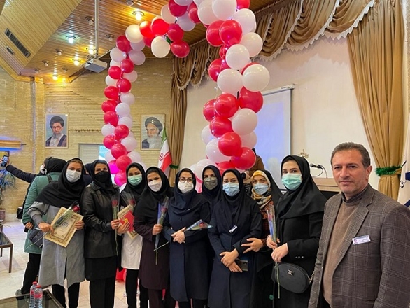 بزرگداشت هفته پرستار در مرکز فاطمیه