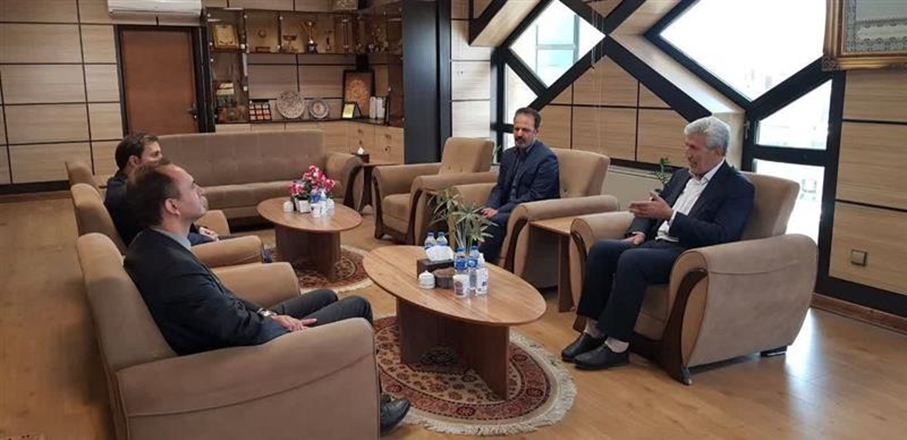 بازدید معاون درمان دانشگاه از درمانگاه در حال تاسیس بانک ملی