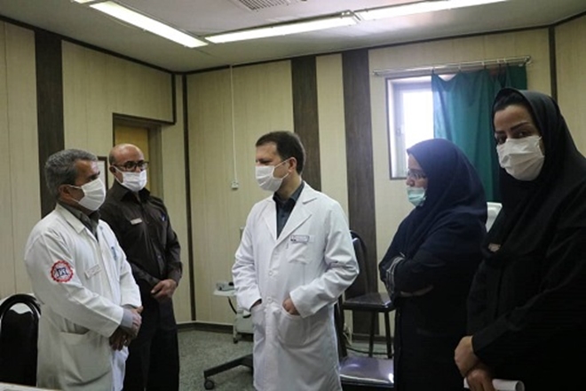 بازدید تیم مدیریتی ایمنی بیمارمرکز آموزشی درمانی سینا فرشچیان از بخش‌ها و واحدهای درمانی مرکز