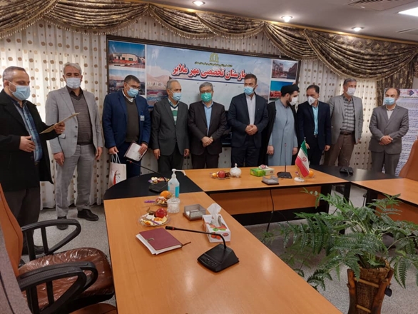 تجلیل از ایثارگران شبکه بهداشت و درمان ملایر