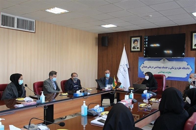 بازدید تیم کارشناسی و علمی انستیتو پاستور از نتایج کارآزمایی واکسن پاستور در همدان