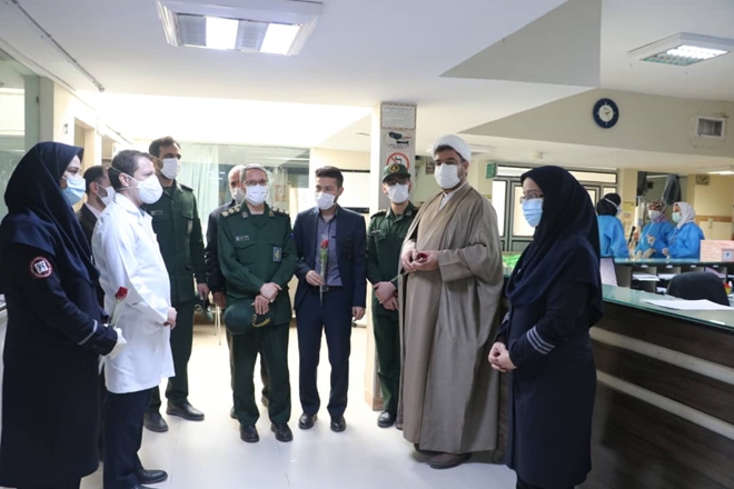 حضور مسئولین سپاه ناحیه همدان در مرکز آموزشی درمانی سینا فرشچیان