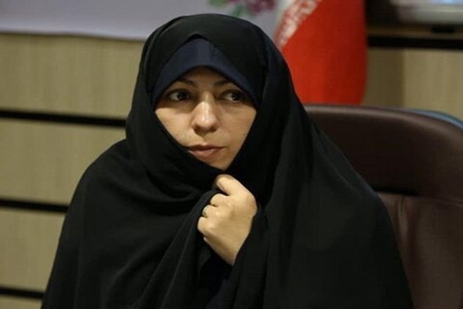 مسئولین فرهنگی دانشکده‌ها و بیمارستان‌ها بازوهای اجرایی معاونت هستند/ قرآن و عترت مهمترین منابع فرهنگی جامعه است