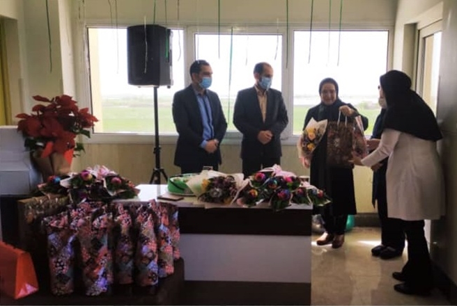 بزرگداشت روز ماما در بیمارستان آیت اله بهاری (ره)