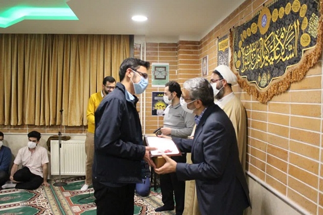 مراسم تجلیل از خادم الشهدا در هیات دانشجویی ابوالاحرار