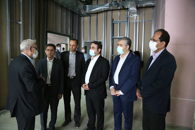 قول مساعد معاون درمان وزارت متبوع برای رفع موانع و شروع رادیوتراپی در مرکز جامع سرطان