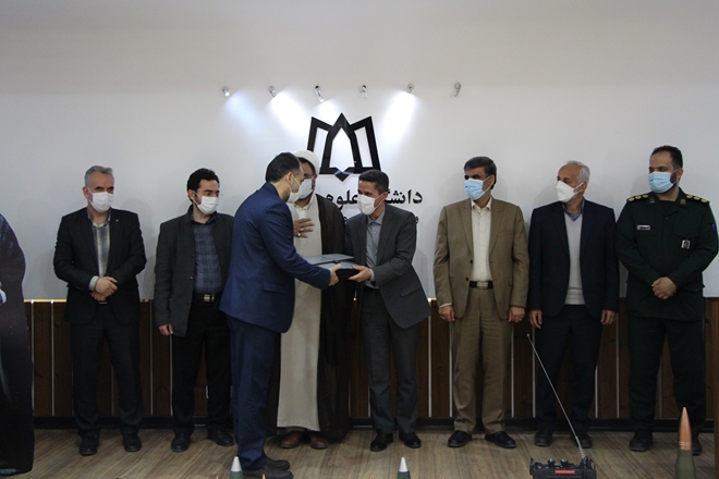 مراسم تجلیل از ایثارگران نمونه دانشگاه علوم پزشکی همدان برگزار شد