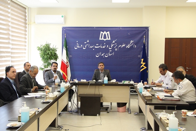 دکتر مجذوبی در جلسه ستاد هدایت دانشگاه خواستار شد:  توجه به فرایند پذیرش بیماران در شهرستان‌ها و بهبود وضع اعزام بیماران