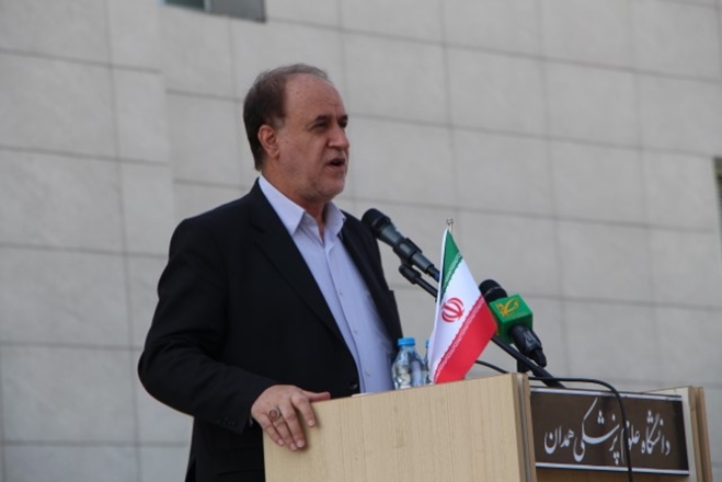 عملکرد مسئولین دانشگاه علوم پزشکی همدان در سطح ملی قابل تقدیر است
